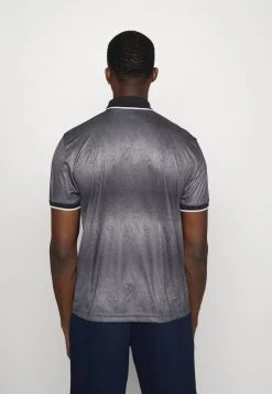 EA7 Emporio Armani TENNIS PRO GRAPHIC T Shirt Imprimé Blue Fantasia Homme -EA7 Emporio Armani Soldes Magasin fe11175c28694272ad5a9c5a38926f19