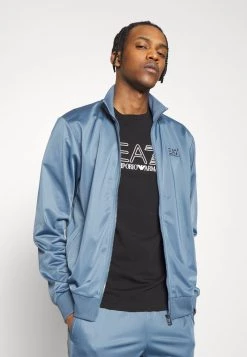 EA7 Emporio Armani TRACKSUIT Survêtement Dark Blue Homme -EA7 Emporio Armani Soldes Magasin fe33dccf7cb348daabcce1af2b849800