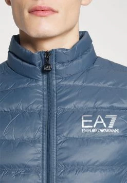 EA7 Emporio Armani DOWN WAIST COAT Veste Sans Manches Dark Blue Homme 11 EA7 Emporio Armani DOWN WAIST COAT Veste Sans Manches Dark Blue Homme -EA7 Emporio Armani Soldes Magasin 05c5b0a9c77344599e33b9f486517452