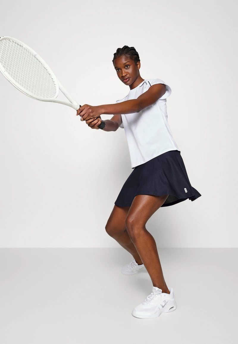 EA7 Emporio Armani Femme TENNIS CLUB TEE T Shirt De Sport Bianco 2 EA7 Emporio Armani Femme TENNIS CLUB TEE T Shirt De Sport Bianco – Image 2