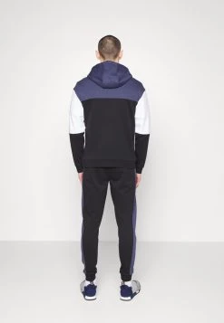 EA7 Emporio Armani TRACKSUIT Survêtement Black Homme 11 EA7 Emporio Armani TRACKSUIT Survêtement Black Homme -EA7 Emporio Armani Soldes Magasin 36a7d7bd91374676a1cce32161dc1707