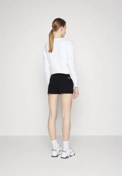 EA7 Emporio Armani Femme Short Black -EA7 Emporio Armani Soldes Magasin 4e3cb510f22449259c1c7f9607117fc0