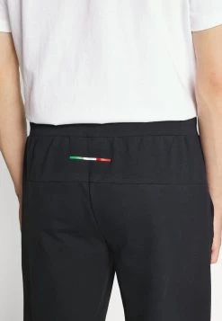 EA7 Emporio Armani TROUSERS Pantalon De Survêtement Dark Blue Homme -EA7 Emporio Armani Soldes Magasin 51dca5ea4dd149b1944fd24d00f748c1