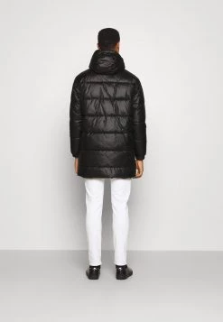 EA7 Emporio Armani Veste D'hiver Black Homme 9 EA7 Emporio Armani Veste D'hiver Black Homme -EA7 Emporio Armani Soldes Magasin 58704032eb3d44d98165990df31d017a