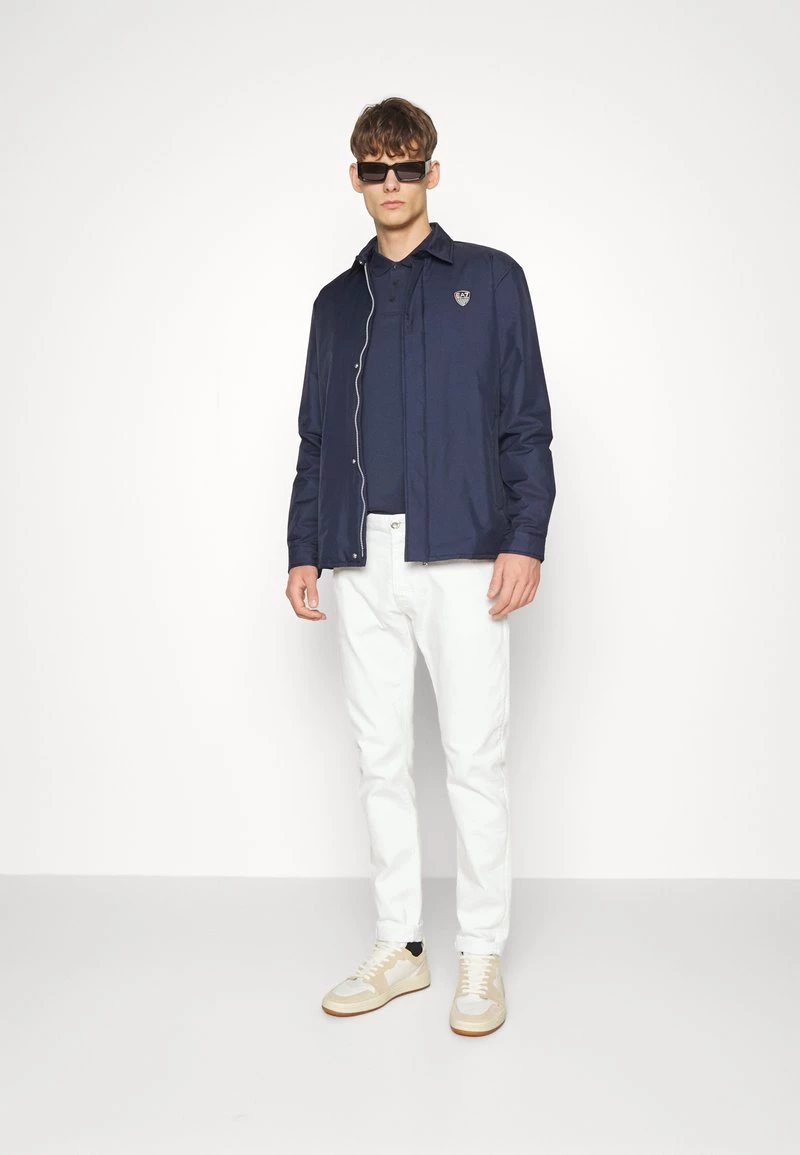 EA7 Emporio Armani JACKET Veste Mi Saison Dark Blue Homme 2 EA7 Emporio Armani JACKET Veste Mi Saison Dark Blue Homme – Image 2