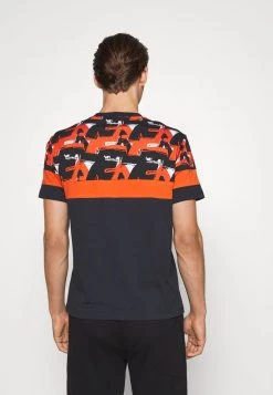 EA7 Emporio Armani T Shirt Imprimé Dark Blue Homme -EA7 Emporio Armani Soldes Magasin 63db1780beb1464887a0e35fade15edf