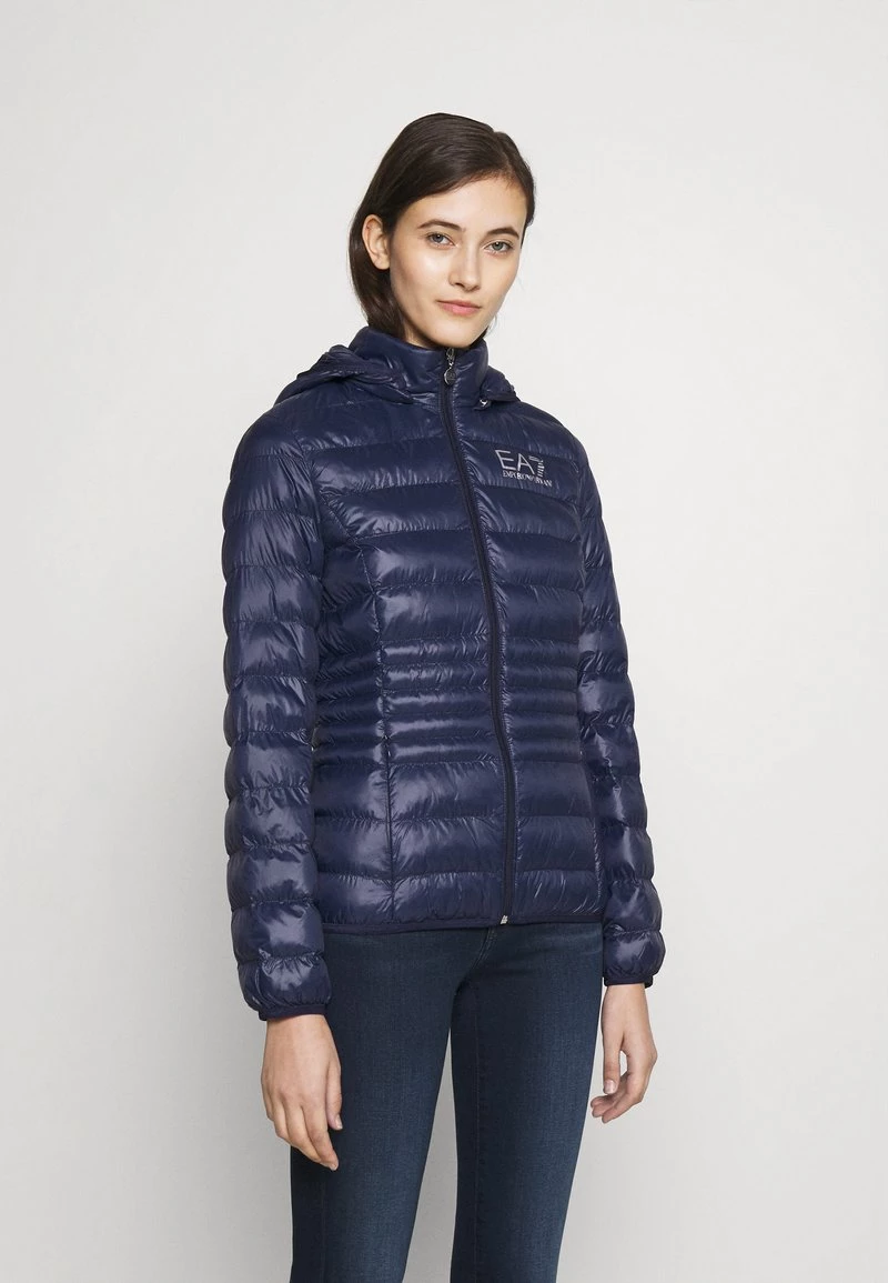 EA7 Emporio Armani Veste D'hiver Navy Blue Femme 1 EA7 Emporio Armani Veste D'hiver Navy Blue Femme