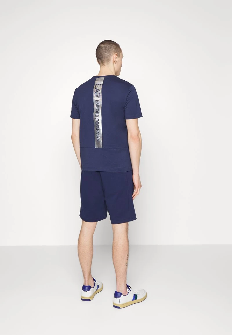 EA7 Emporio Armani BERMUDA Short Dark Blue Homme 3 EA7 Emporio Armani BERMUDA Short Dark Blue Homme – Image 3