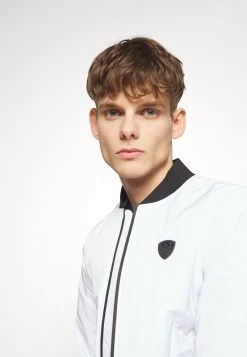 EA7 Emporio Armani Homme JACKET Blouson Bomber White 9 EA7 Emporio Armani Homme JACKET Blouson Bomber White -EA7 Emporio Armani Soldes Magasin 70e91d6ee84e44e8852ccc18d4967e0f