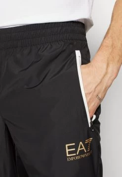 EA7 Emporio Armani TENNIS PRO TRACK SUIT Survêtement Nero Homme -EA7 Emporio Armani Soldes Magasin 7e9fc552a20e45ea913ef6e1a4e2903e