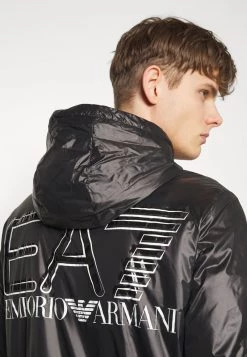 EA7 Emporio Armani Homme JACKET Veste Mi Saison Black -EA7 Emporio Armani Soldes Magasin 8e7b73e664c341f5823667704d659b59