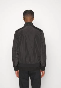 EA7 Emporio Armani Homme JACKET Veste Légère Black -EA7 Emporio Armani Soldes Magasin 909b12fbae634593a082b4286f16c481