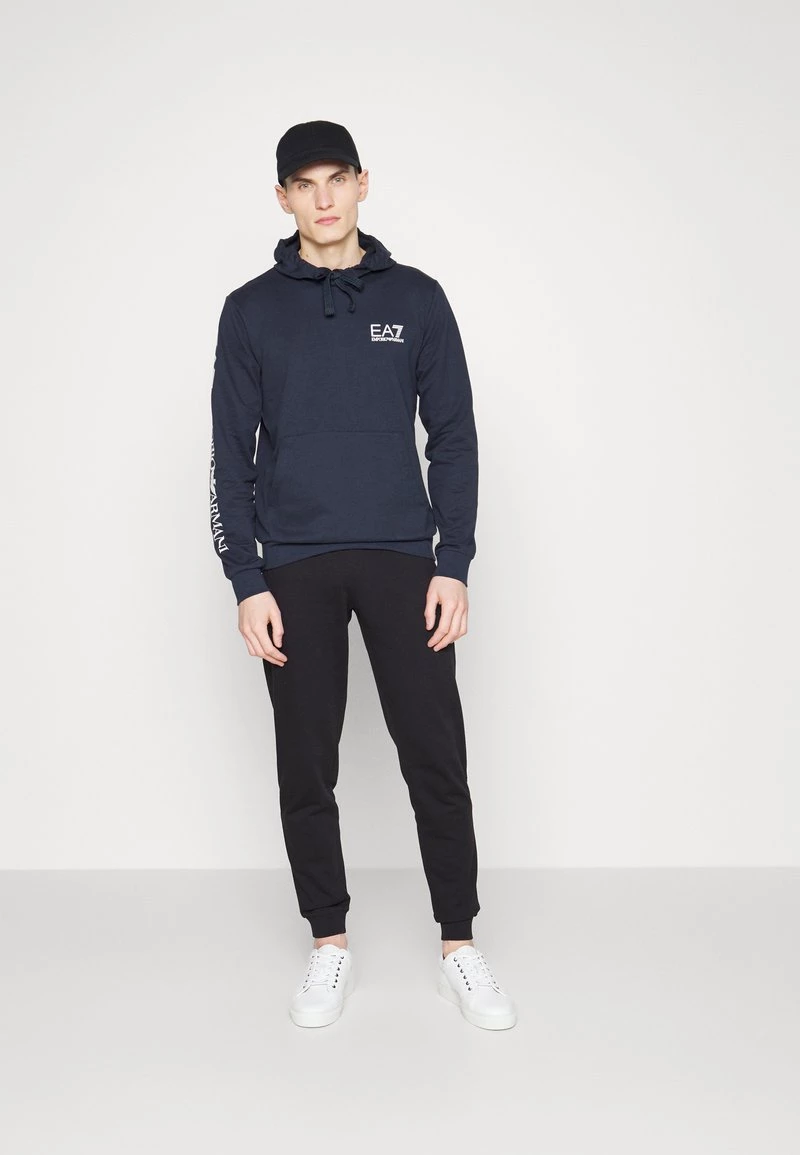 EA7 Emporio Armani Sweatshirt Dark Blue Homme 2 EA7 Emporio Armani Sweatshirt Dark Blue Homme – Image 2