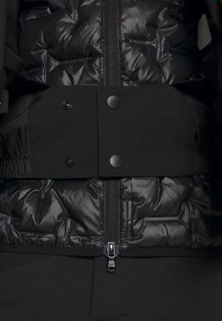 EA7 Emporio Armani Veste De Ski Black Homme -EA7 Emporio Armani Soldes Magasin a78ad71fa2ce41a48fc29b9fe565b7ec