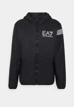 EA7 Emporio Armani Veste Légère Black/white Homme 10 EA7 Emporio Armani Veste Légère Black/white Homme -EA7 Emporio Armani Soldes Magasin a867414ce1e44f9a9cc84518911909cc