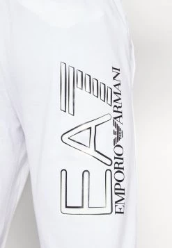 EA7 Emporio Armani TROUSER Pantalon De Survêtement White Homme 9 EA7 Emporio Armani TROUSER Pantalon De Survêtement White Homme -EA7 Emporio Armani Soldes Magasin e5c7e32eef4447e0851013804e5df0e0