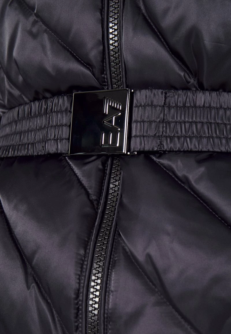 EA7 Emporio Armani Veste Mi Saison Black Femme 6 EA7 Emporio Armani Veste Mi Saison Black Femme – Image 6