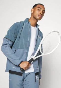 EA7 Emporio Armani Homme TENNIS PRO TRACK SUIT SET Survêtement Blue/navy Chiaro -EA7 Emporio Armani Soldes Magasin ec8d3aac842241caafe92e7c93df6b9a