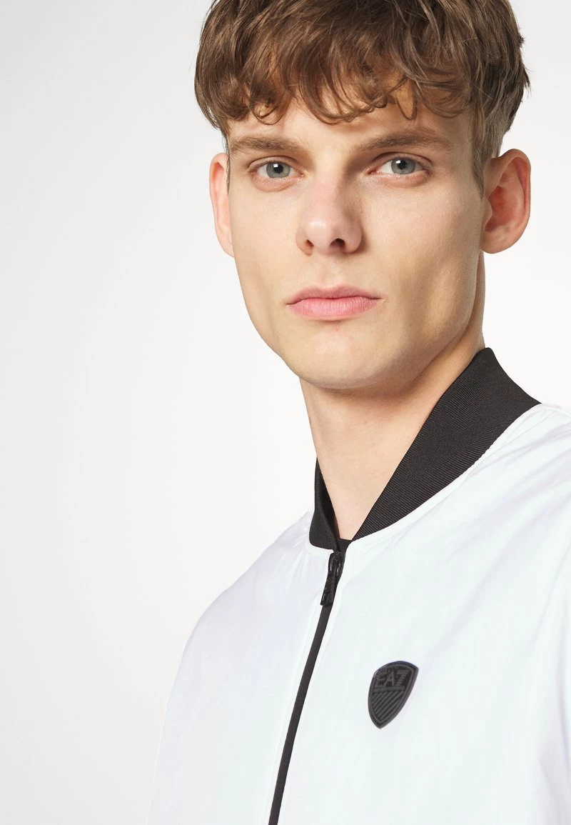 EA7 Emporio Armani Homme JACKET Blouson Bomber White 6 EA7 Emporio Armani Homme JACKET Blouson Bomber White – Image 6
